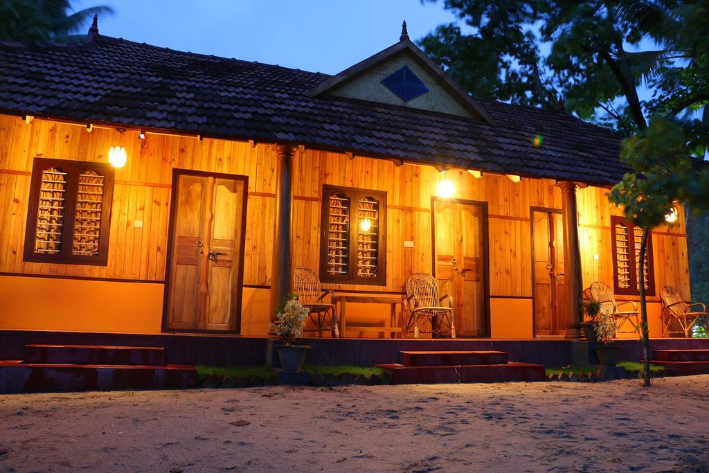 Marari Beach Paradise Марарикулам Екстериор снимка